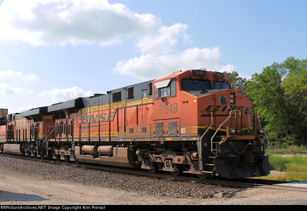 BNSF 7849 Pusher